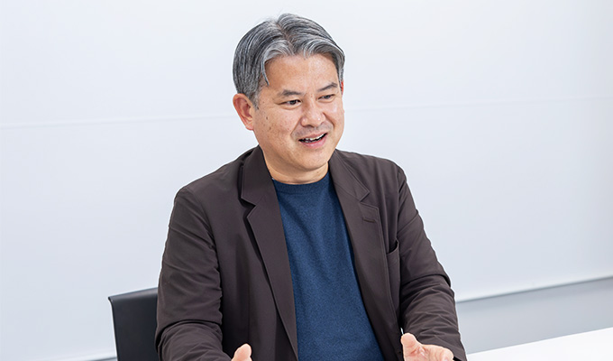 枠にとらわれない空間づくりを目指したいと語る、渡辺さん