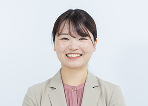 株式会社AOKI 品質管理部 チーフ　岡田 知佳